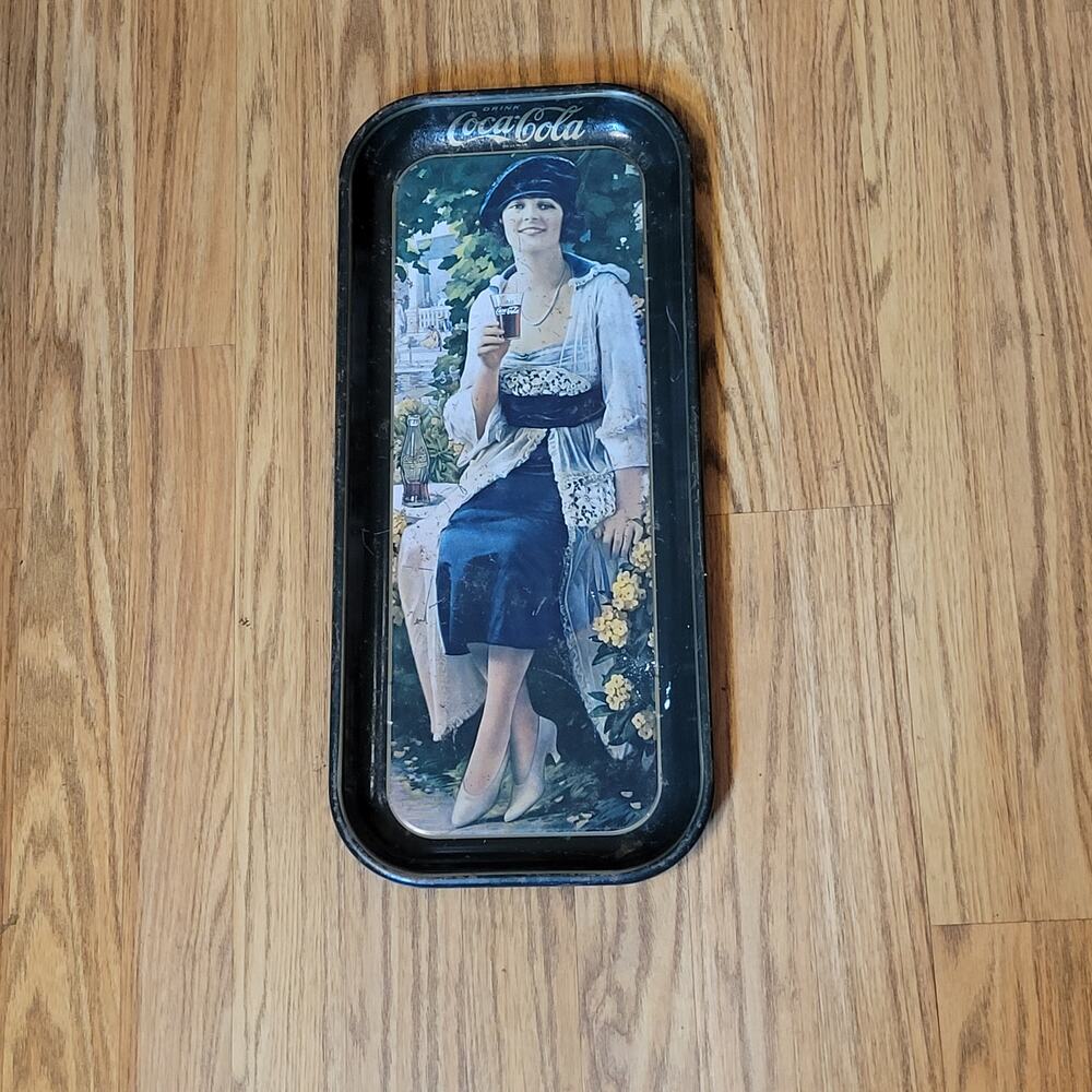Vtg 1973 COCA COLA Rectangle tin serving tray Retro style flapper girl 8.5x19"